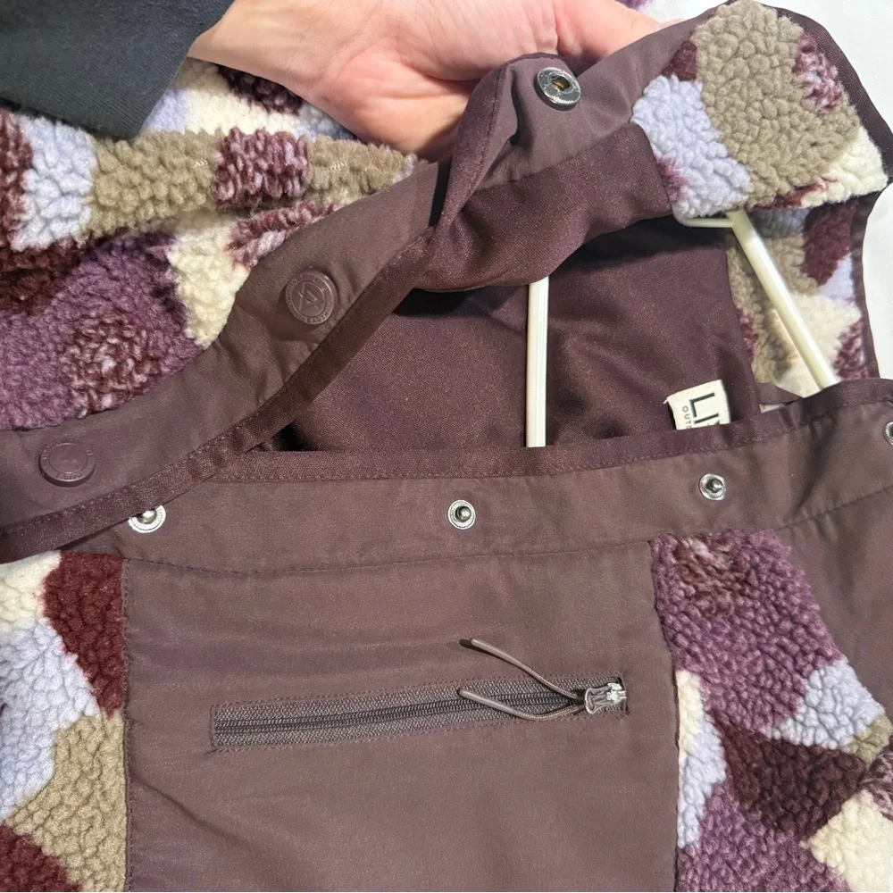 Floral Patterned Teddy Jacket - Picture 6 of 7